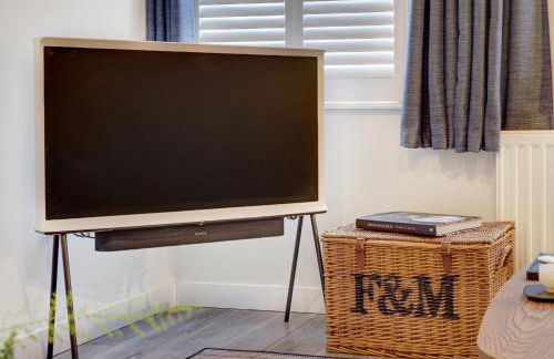 Stylish, business traveller friendly apartment, with free parking and Netflix - Foto 13