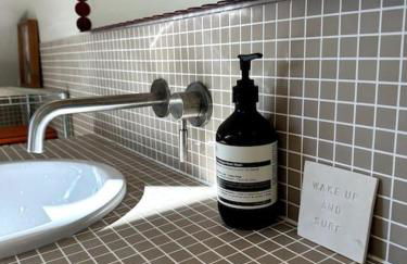 Villa ACMÉ 200 m du lac d'Annecy avec Piscine et Jacuzzi 14 personnes - Foto 14