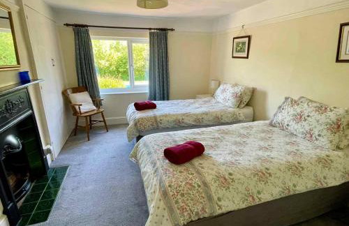 Waterside Cottage - Sleeps 11 on Grand Union Canal - Photo 13