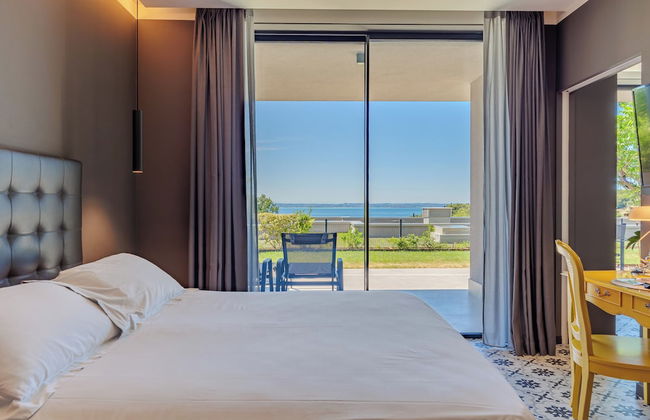 Hotel DeVille - Photo 35