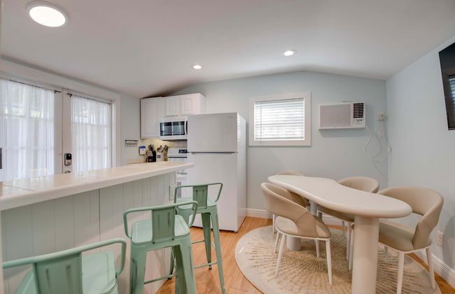 New The Cottage at James House - Photo 4