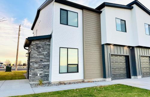 New 3BR Home w Garage Near BYU-Idaho - Foto 22