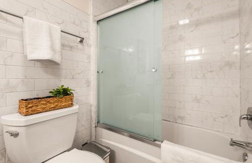 Prime Location 5 Min Walk to PATH & 20 Min to METLIFE - Foto 49