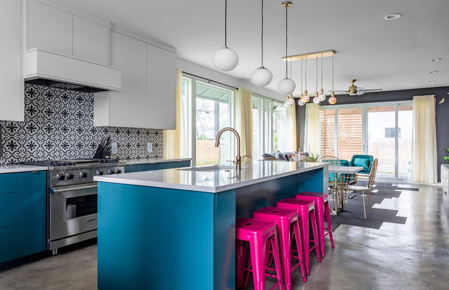 Insta-worthy Two House Corner Compound - Foto 7