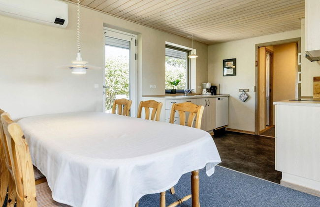 6 Person Holiday Home in Karrebaeksminde - Photo 16
