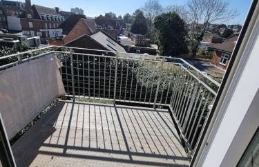 Lovely 2 bedroom flat in North West London - Photo 18