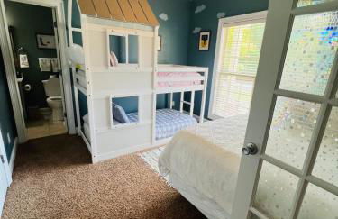 Labrador Lake with FirePit and Billiards - Foto 49