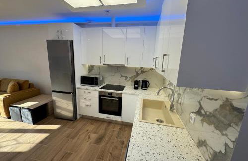 Modern Athens Suite - 160m from Metro - 3min Piraeus Port - 6 Guests - Foto 18