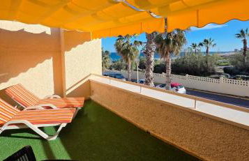 Seafront House,Sea Views,Pool and BBQ, Airport 10 mns - Photo 5