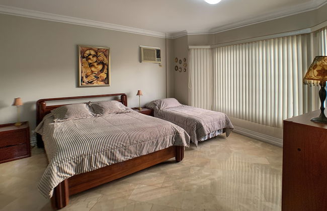 Cesar's House Guayaquil Home Rental - Photo 2