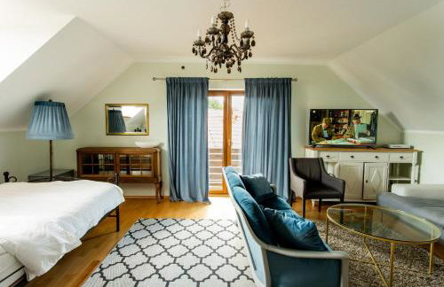 Dom nad jeziorem z prywatnym pomostem i lodka - Wifi i parking w cenie - Foto 6