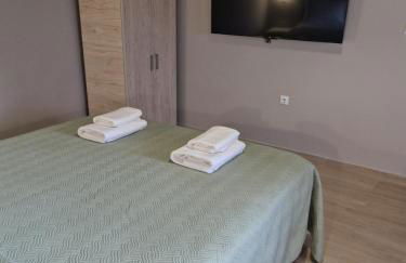 FlyHome Apartments near the Airport - Photo 30