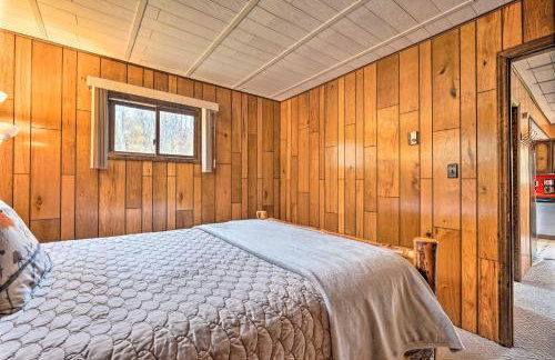 North Creek Chalet with Fire Pit Near Gore Mountain! - Foto 15