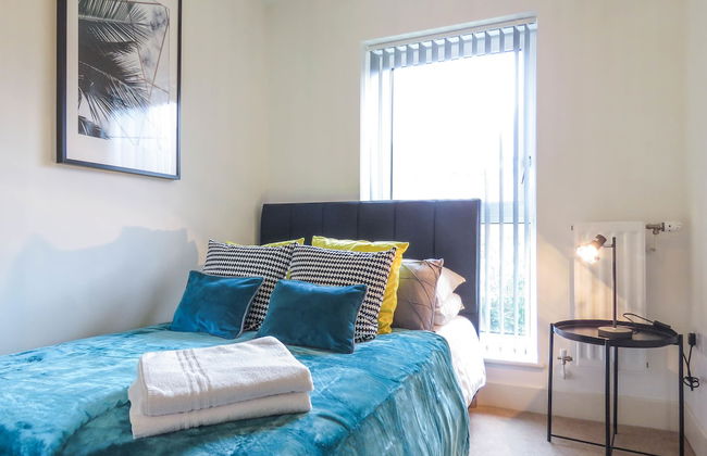 Tudors eSuites Park Central Townhouse Garden and Parking - Foto 9