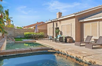 La Quinta Desert Haven Luxe Stay w/ Private Pool, Hot Tub, Pool Table - Foto 2