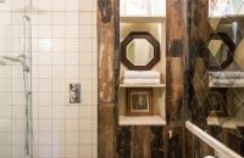 Tudor Romance- a historic manor house for holiday and corporate stays - Foto 44