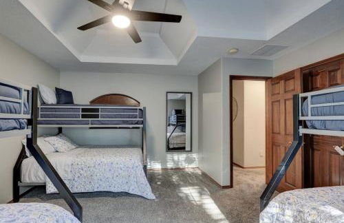 Rural 6 bedroom cabin - With a Hot Tub! - Foto 48