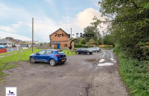 Calder Row by Alt-Stay Contractor Accommodation - 3 Bed Canal Side Contractor Home With Parking, Wi-Fi & Full Kitchen - Ideal For Long stays - Foto 27