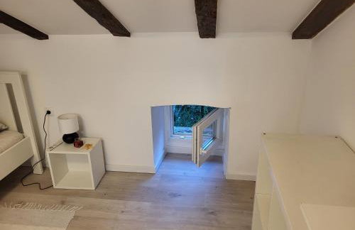 V&V Center Apartment - Photo 29