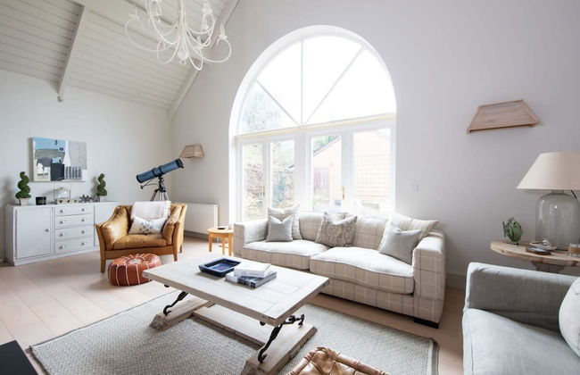 Superior House for 6 Near Beach w Parking Garden - Foto 77