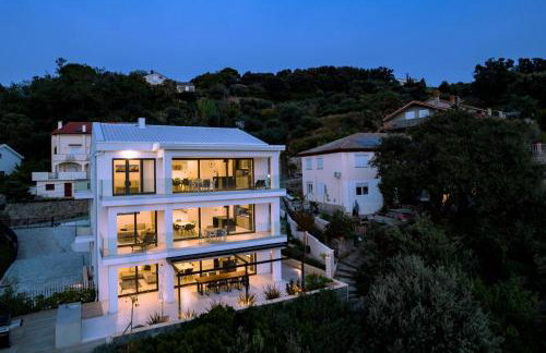 Villa Veronica with pool first line at sea - Foto 15