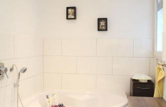 Bezaubernder Bungalow im Fünfseenland nähe S-Bahn - Foto 9