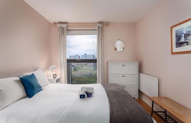 Bright and Stylish Kennington Gem - Foto 14