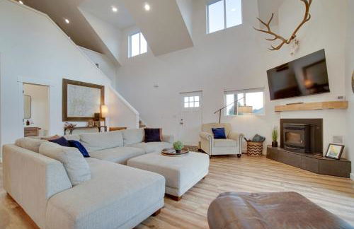 Modern Donnelly Cabin with Private Hot Tub - Foto 4