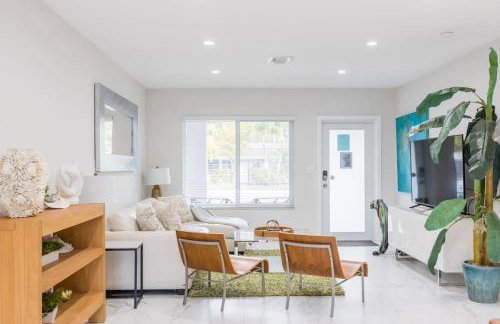 Olas Villa by Rove Travel - Home with Heated Pool - Foto 16