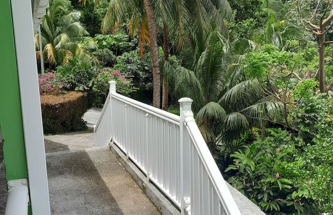 Pinard's Mountain Resort- Cottage 6 - Photo 37