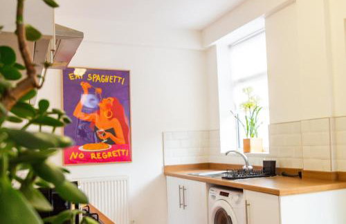 Stylish Comfort: 2BR Home in the Heart of Wigan - Foto 19