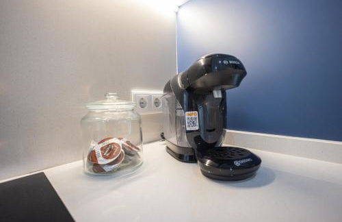 FLORIT FLATS - Stylish Valencia Ceramic Apartments with Free Bicycles by the Joaquin Sorolla Station - Photo 51