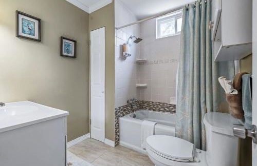 Florida Breeze l Hot Tub l Walkable - Foto 22