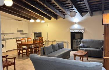 Miguelete tower & 4th FLOOR & City center and no elevator - Photo 1