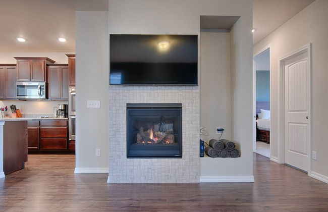 2BR Mtn Viewsusaf Academynewly Buildcentral AC - Foto 8