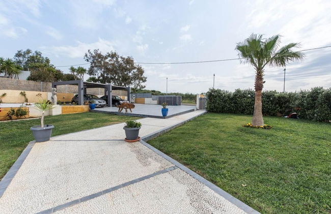 Jamila Villa in Kalathas - Photo 21