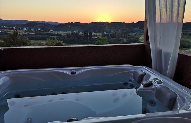 Viksa with Hot Tub - Foto 14