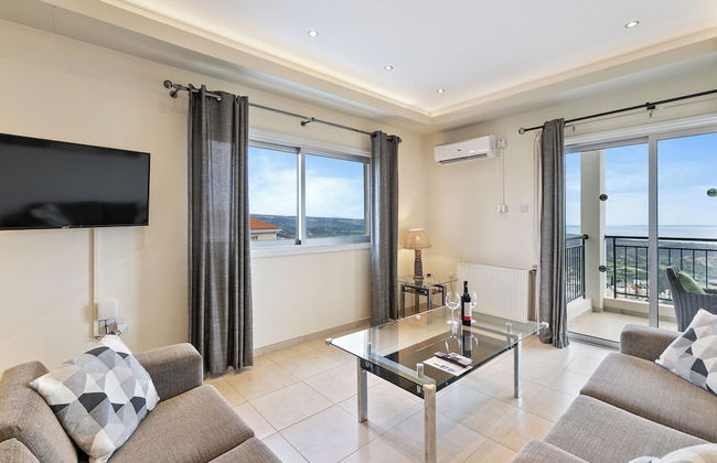 Hill View Restaurant & Apartments - Photo 25