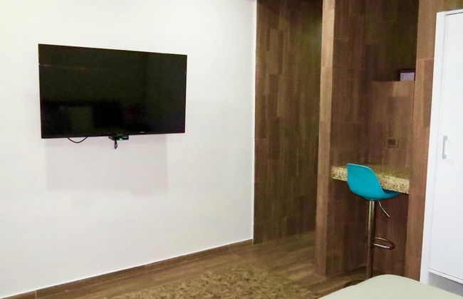 Palmarena Rooms and Residences - Long Stay Comfort with Parking, Sauna, Gym and Pool (Steps from 5th Avenue) - Foto 25