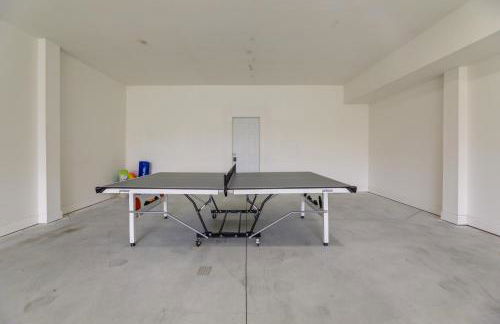 Emerald Isle Getaway with Decks and Beach Views! - Foto 2