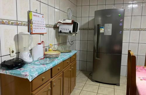 Casa Bem Aconchegante com 02 Quartos 03 camas - Foto 12