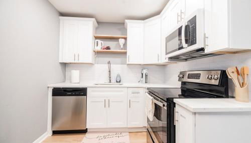 Atlanta Zoo Free Driveway Parking Fenced Side Yard 1B1B - Foto 3