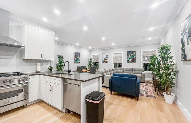 Luxury 3BD 2BA Near Logan Airport and T Station - Foto 5