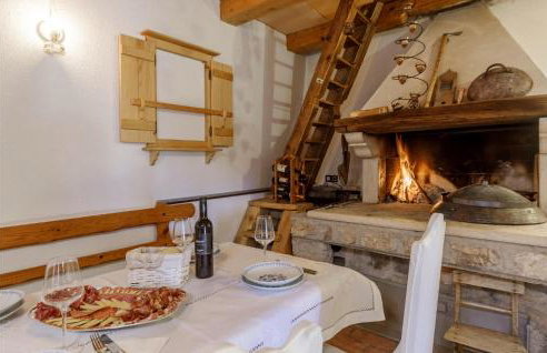 Amazing Home In Novi Vinodolski - Foto 7