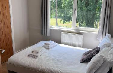 Flaxman Avenue - Lovely 4 bed home, 5 mins drive to York City Centre, Free superfast Wi-fi, Free on-street parking - Foto 13