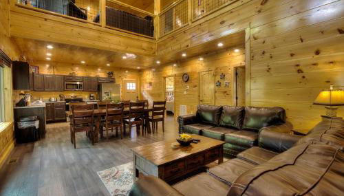 Luxury 5bed/6ba Cabin: Theater, Pool Room, Hottub! - Foto 3