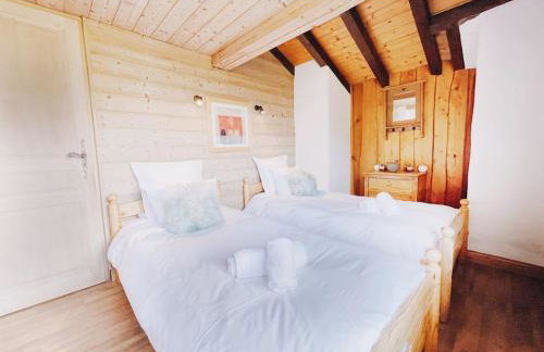 Spacieux Chalet 19pers, Piscine, Jacuzzi, Sauna & Salle de Jeux - Foto 21