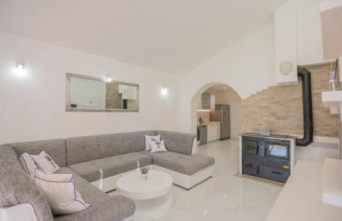 Beautiful Home In Donji Prolozac - Foto 19