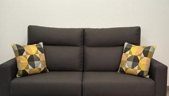 Hermoso Piso a 5 Minutos de la Estación De Bus y Tren María Zambrano - Foto 3