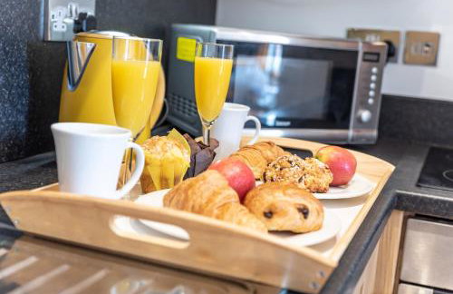 The Old Library - Modern Apartment near the Train Station and Racecourse - Foto 29